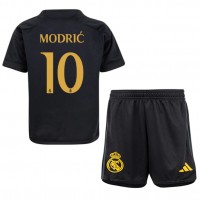 Fotballdrakt Barn Real Madrid Luka Modric #10 Tredjedraktsett 2023-24 Kortermet (+ Korte bukser)